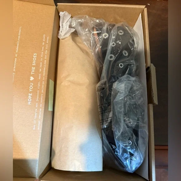 Madewell Double Strap Ballet Flats Brown Flats with Grommet Detail Size 8 NWT - Picture 6 of 9